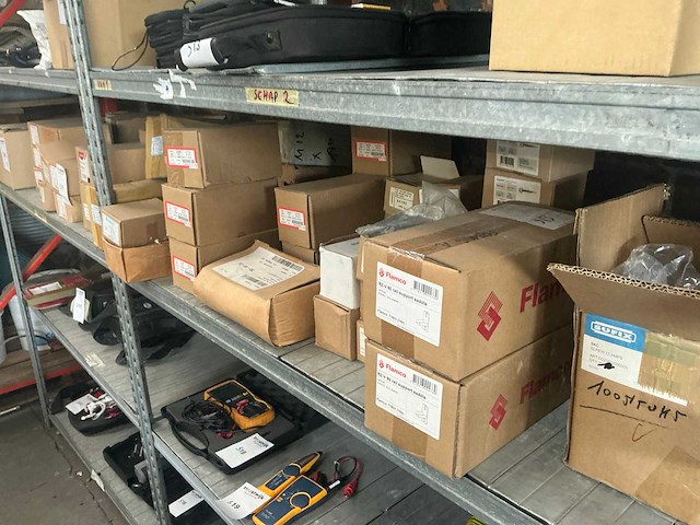 Partij bouten - afbeelding 1 van  14