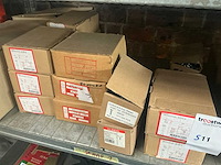 Partij bouten - afbeelding 2 van  14