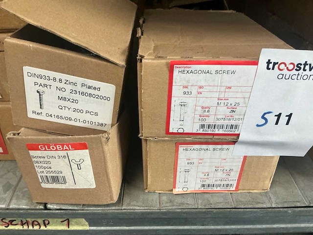 Partij bouten - afbeelding 5 van  14