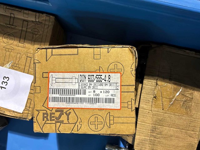 Partij bouten - afbeelding 3 van  5