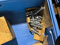 Partij bouten - afbeelding 5 van  5