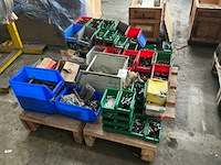 Partij bouten - afbeelding 1 van  9