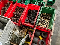 Partij bouten - afbeelding 4 van  9