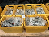 Partij bouten,moeren & ringen - afbeelding 1 van  4