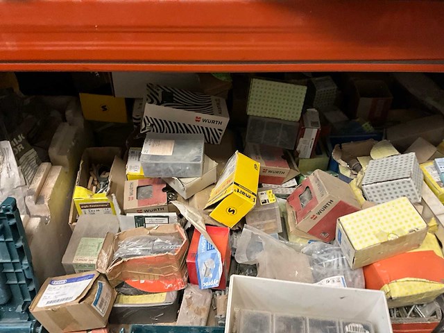 Partij bouw- en bevestigingsmateriaal - afbeelding 7 van  8