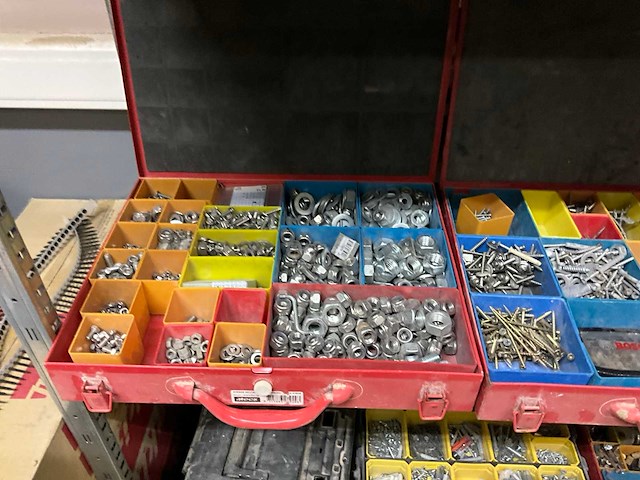 Partij bouw- en bevestigingsmateriaal - afbeelding 6 van  10