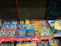 Partij bouw- en bevestigingsmateriaal - afbeelding 7 van  10