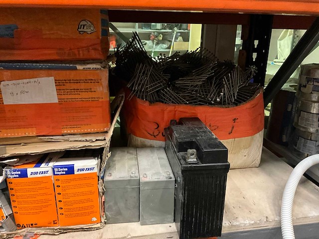 Partij bouw- en bevestigingsmateriaal - afbeelding 5 van  5