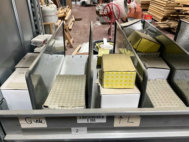 Partij bouw- en bevestigingsmateriaal - afbeelding 6 van  23