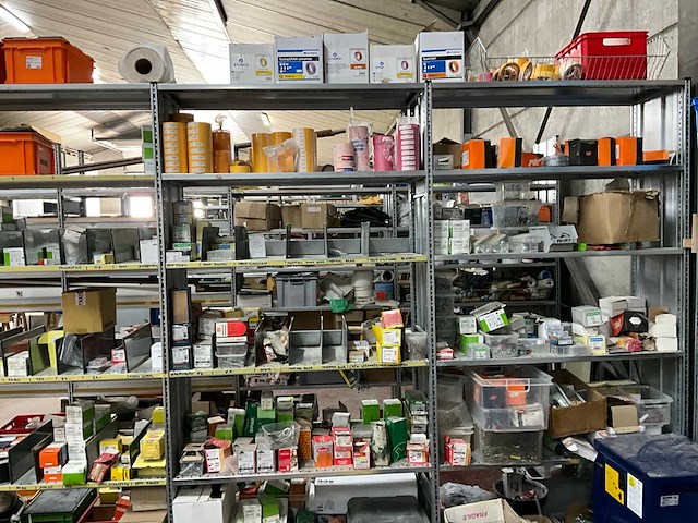 Partij bouw- en bevestigingsmateriaal - afbeelding 20 van  23
