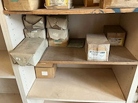 Partij bouw- en bevestigingsmateriaal - afbeelding 7 van  22