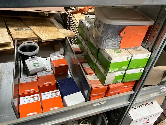 Partij bouw- en bevestigingsmateriaal - afbeelding 33 van  52