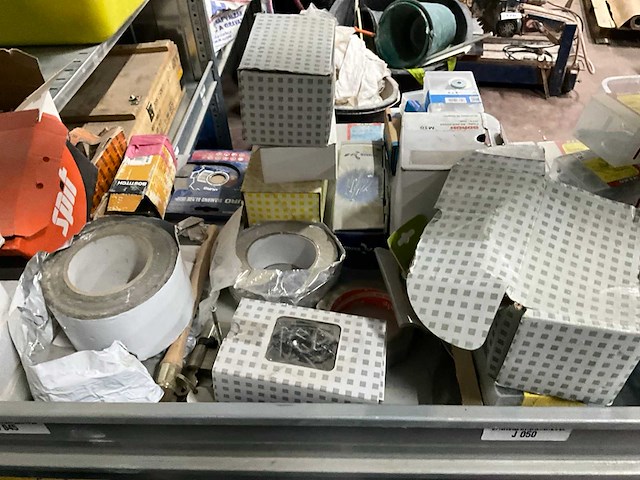 Partij bouw- en bevestigingsmateriaal - afbeelding 12 van  22