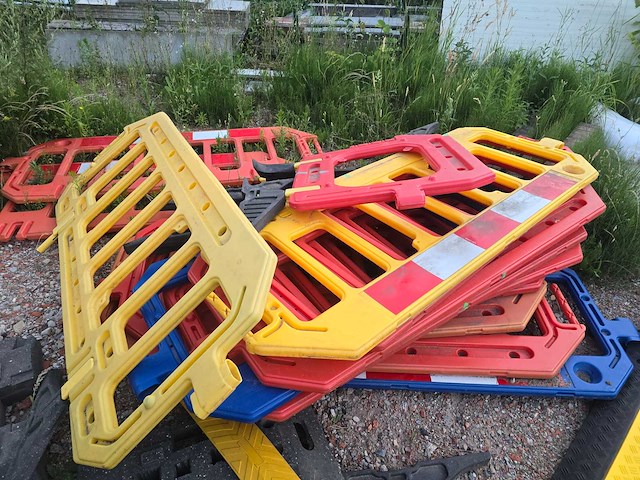 Partij bouwhekken - afbeelding 1 van  2