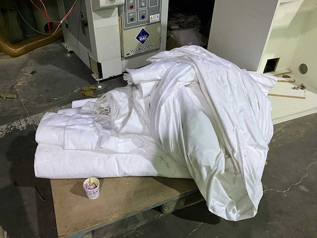 Partij bouwhout + kasten - afbeelding 5 van  7