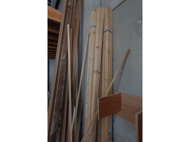 Partij bouwhout - afbeelding 4 van  4