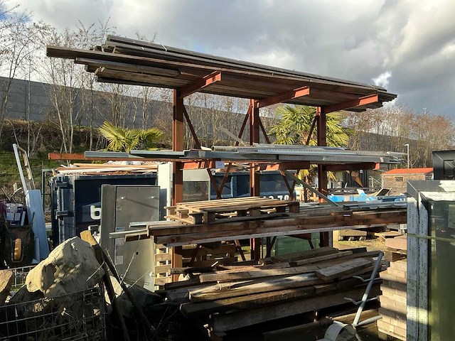 Partij bouwhout - afbeelding 1 van  8