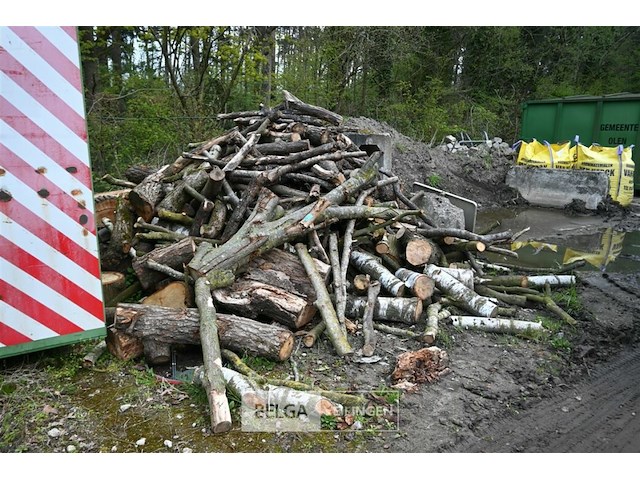 Partij brandhout - afbeelding 1 van  5