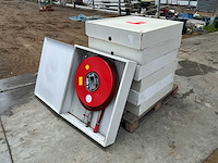 Partij brandslanghaspel in kasten - afbeelding 1 van  10