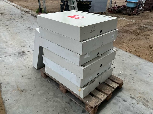 Partij brandslanghaspel in kasten - afbeelding 4 van  10