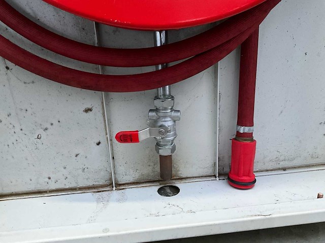 Partij brandslanghaspel in kasten - afbeelding 10 van  10