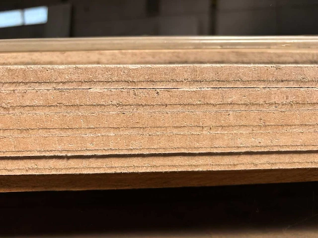 Partij brandwerende platen 3000 × 1250 × 12 mm – pallet - afbeelding 3 van  4