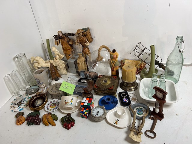 Partij brocante plm 50 items - afbeelding 1 van  4