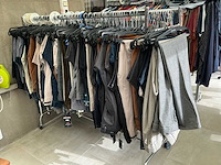 Partij broeken uit faling (110x) - afbeelding 1 van  2