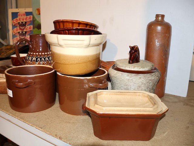 Partij bruin aardewerk - afbeelding 4 van  5