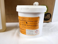 Partij bruine zeep - afbeelding 3 van  5