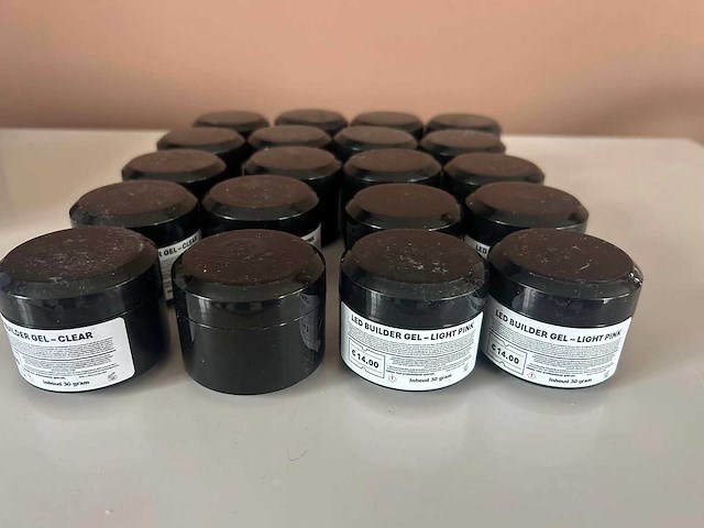 Partij buildergel gelnagels - afbeelding 2 van  2