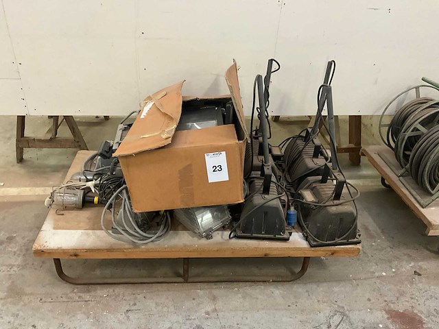 Partij buitenverlichting - afbeelding 1 van  4