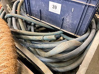 Partij buizen en slangen - afbeelding 11 van  14