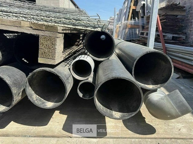 Partij buizen - afbeelding 18 van  20