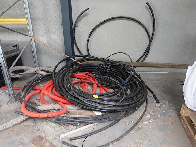 Partij buizen - afbeelding 1 van  1