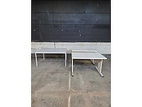 Partij bureaukasten en stoelen - afbeelding 1 van  9