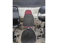 Partij bureaukasten en stoelen - afbeelding 8 van  9