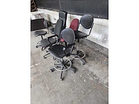 Partij bureaukasten en stoelen - afbeelding 9 van  9