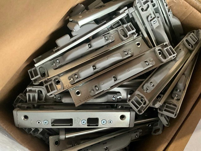 Partij caldo pen haak en middensluitplaten (1338 stuks) - (kp1010) - afbeelding 2 van  10