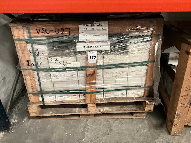 Partij cement tegels - afbeelding 2 van  2