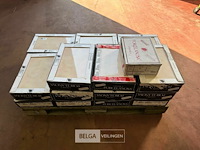 Partij ceramiek tegels + plint