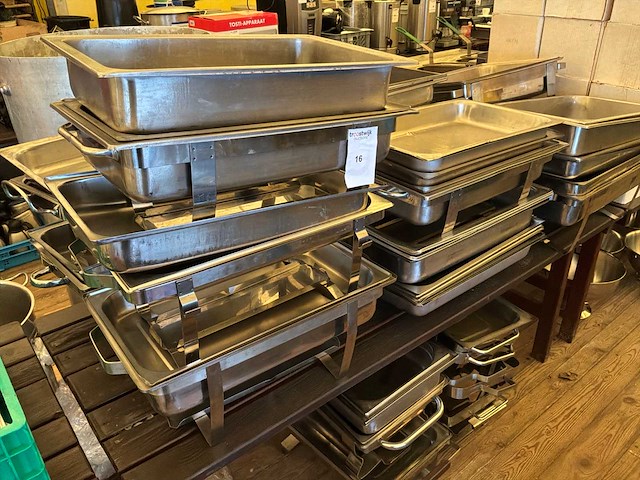 Partij chafing dishes - afbeelding 1 van  6