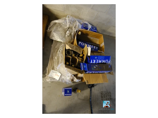 Partij champagneflessen - afbeelding 6 van  6