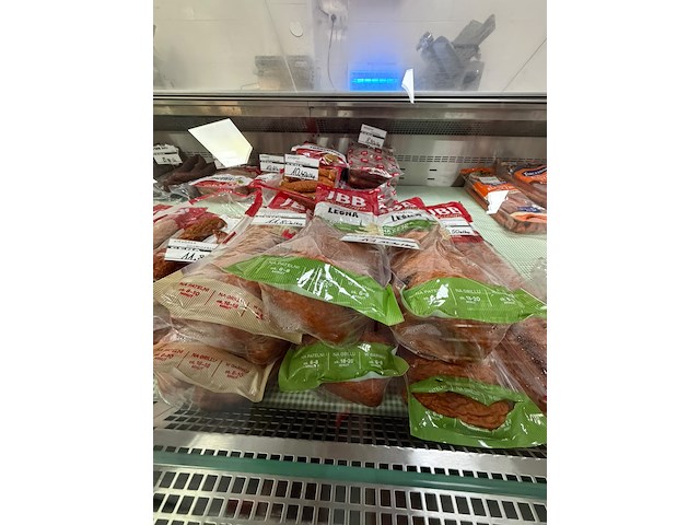 Partij charcuterie en kaas - afbeelding 21 van  30