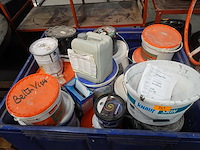 Partij chemische bouwproducten - afbeelding 4 van  11