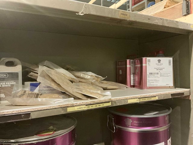 Partij chemische producten - afbeelding 15 van  17