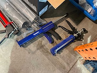 Partij chemische verankering materiaal - afbeelding 1 van  3