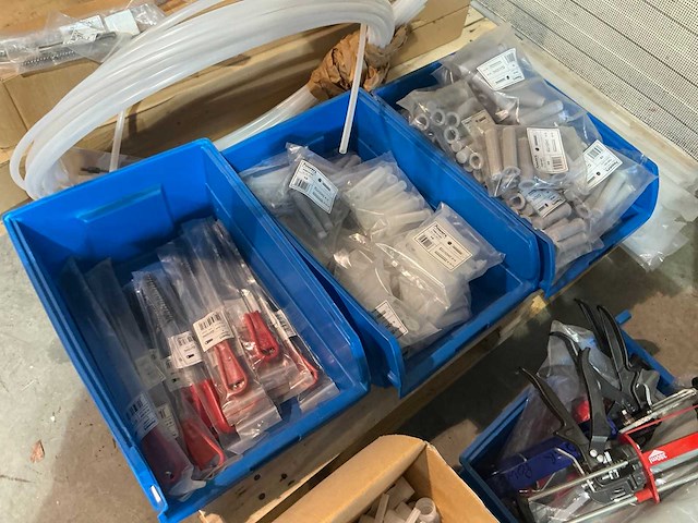 Partij chemische verankering materiaal - afbeelding 3 van  3