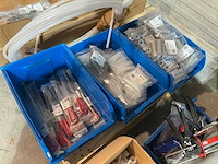 Partij chemische verankering materiaal - afbeelding 3 van  3