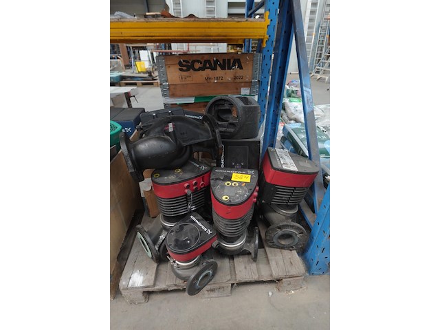 Partij circulatiepompen grundfos - afbeelding 1 van  4